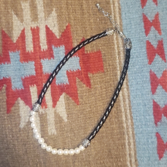 Jewelry - 🎄Ladie's Braided Choker Necklace with Pearls